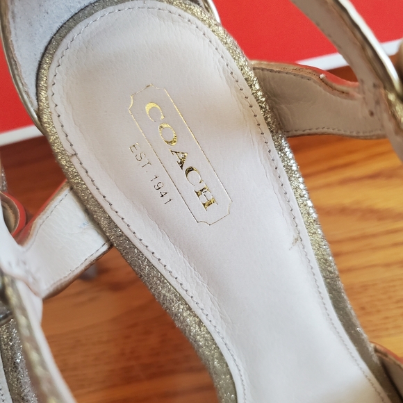 Coach Daylan Gold Dusted Leather Strappy High Heels Women's Shoe Size 8.5 - Picture 13 of 16